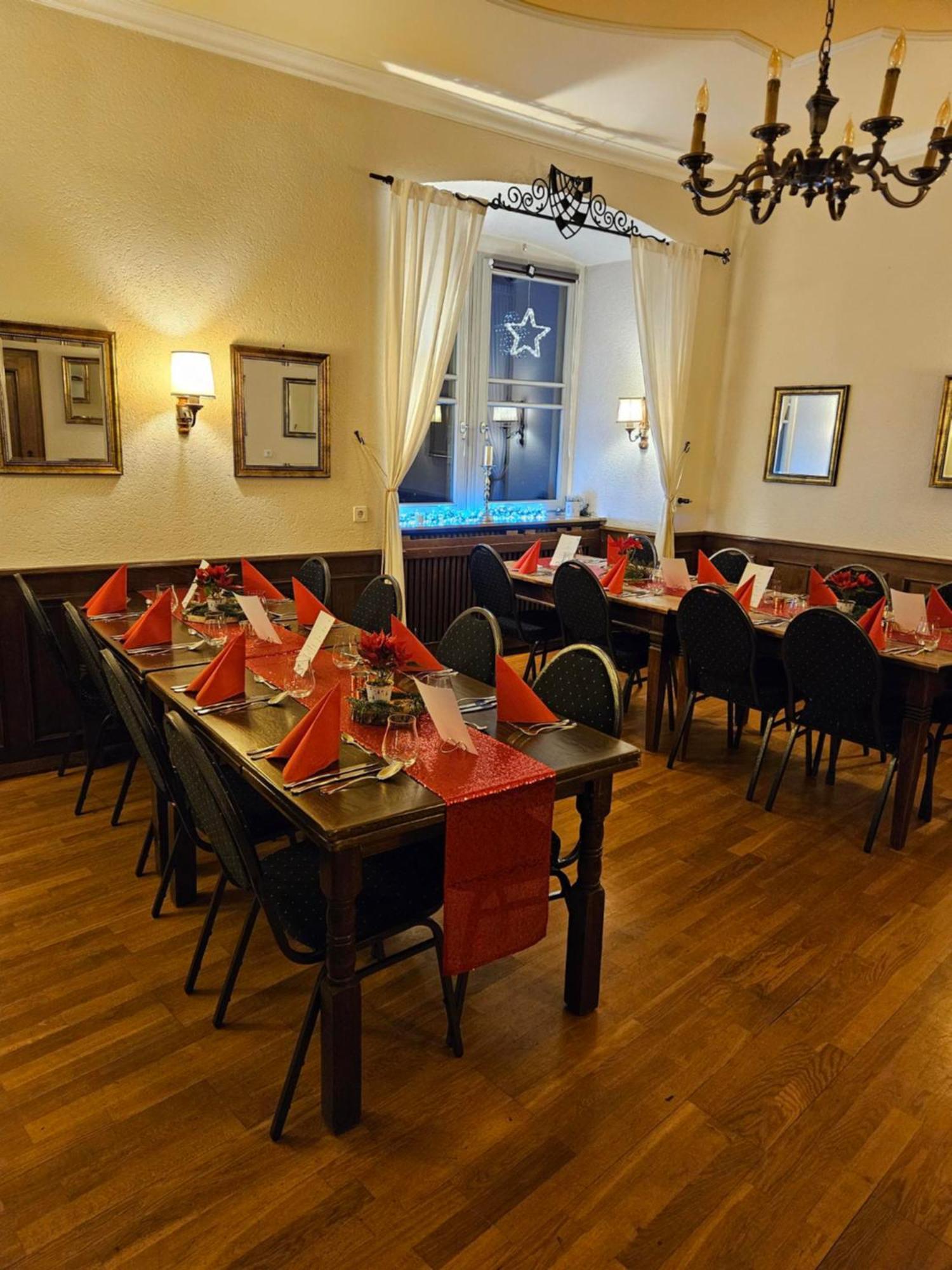 Eventlocation & Hotel Schloss Neuburg Obrigheim Kültér fotó